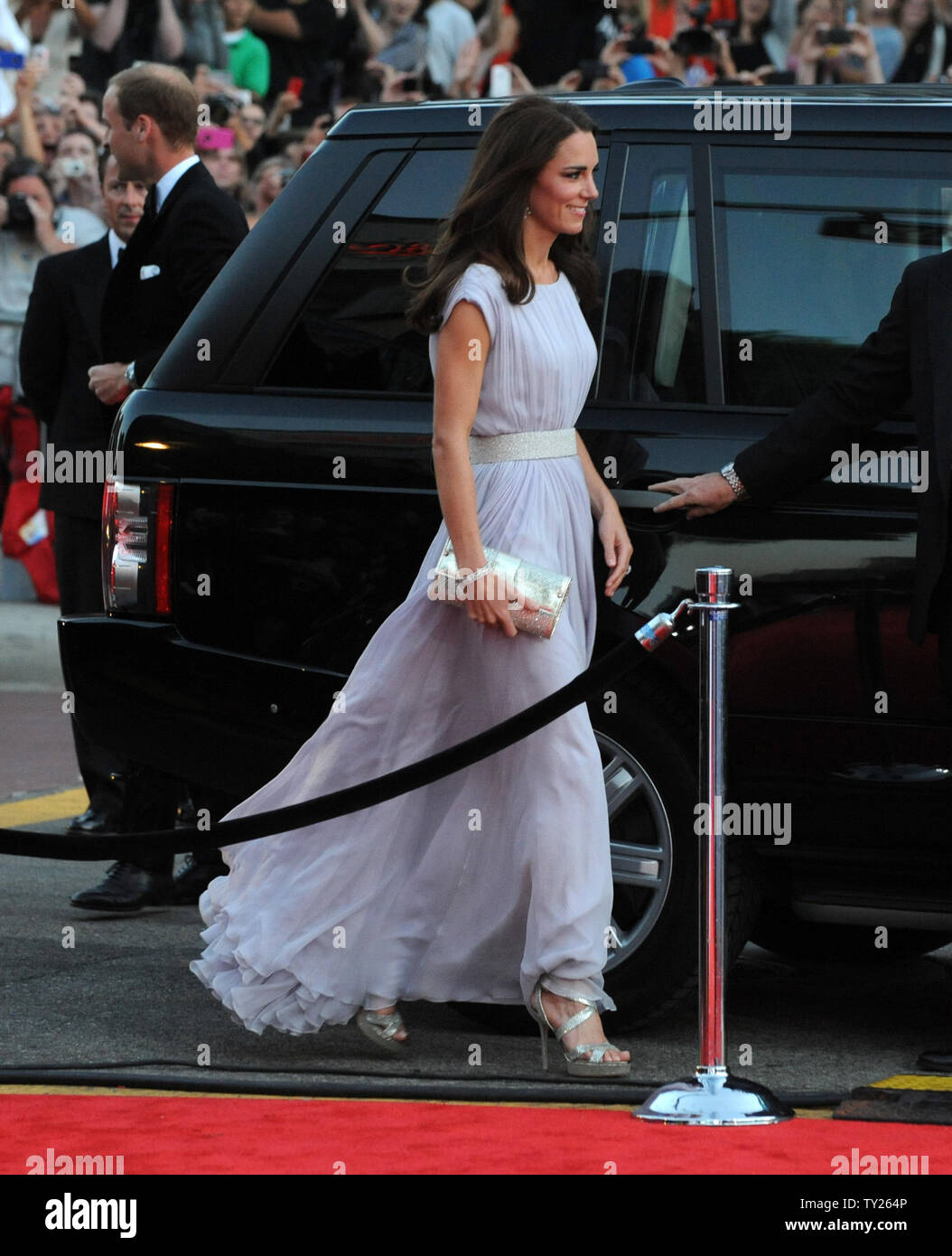 Kate Middleton, duchesse de Cambridge arrive pour le BAFTA Brits to Watch dîner au Belasco Theatre dans le centre-ville de Los Angeles le 9 juillet 2011. UPI/Jim Ruymen Banque D'Images