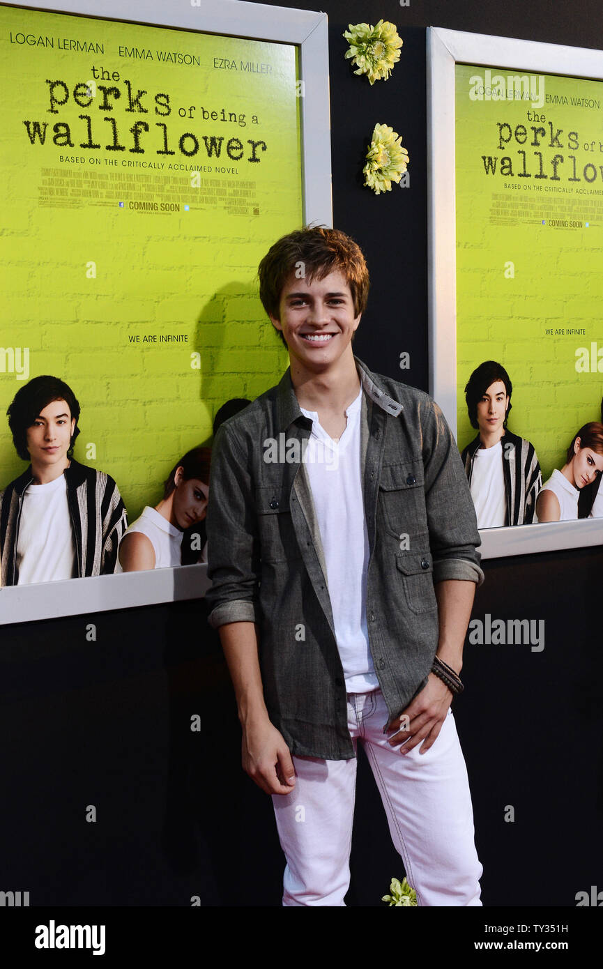 Comédien Billy Unger assiste à la première de the motion picture théâtre romantique 'Les avantages d'être une giroflée', à l'Arclight Cinerama Dome à Los Angeles le 10 septembre 2012. UPI/Jim Ruymen Banque D'Images