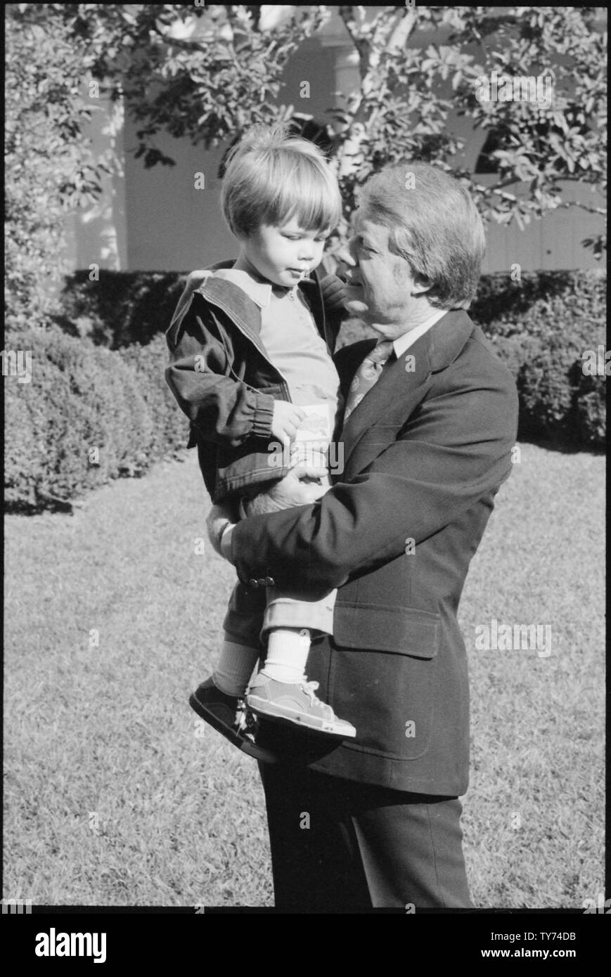 Jimmy Carter avec son petit-fils, Jason Carter Banque D'Images