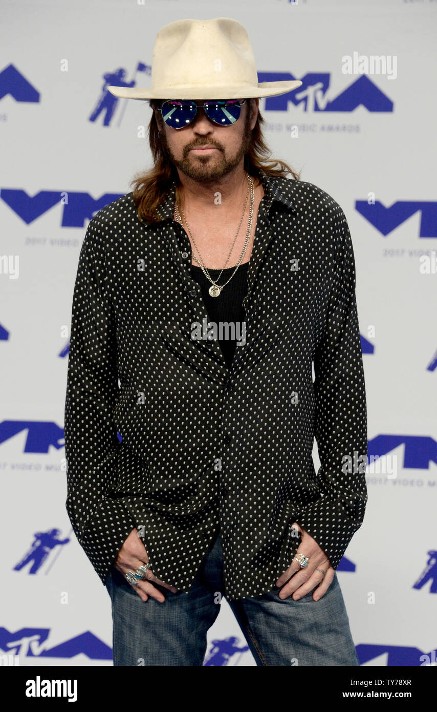 Billy Ray Cyrus arrive pour la 34e conférence annuelle de MTV Video Music Awards au Forum à Inglewood, Californie le 27 août 2017. Photo par Jim Ruymen/UPI Banque D'Images