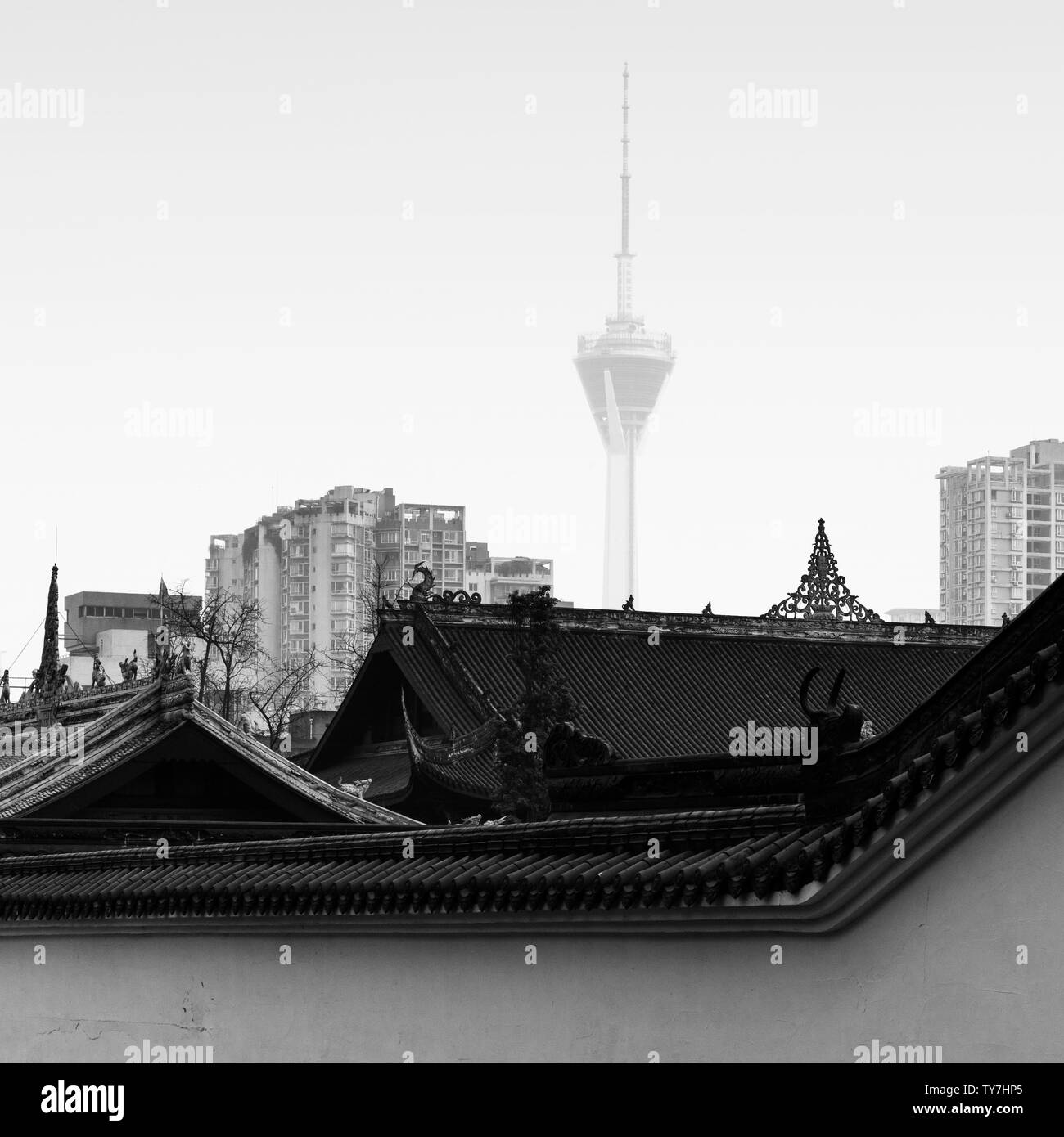 Ville, architecture, tourisme, pont, rivière, ville, noir et blanc, paysage urbain, eau, ville, rues, bâtiments, personne, élevé, ciel, coucher de soleil, vue, moderne, centre-ville, silhouette Banque D'Images