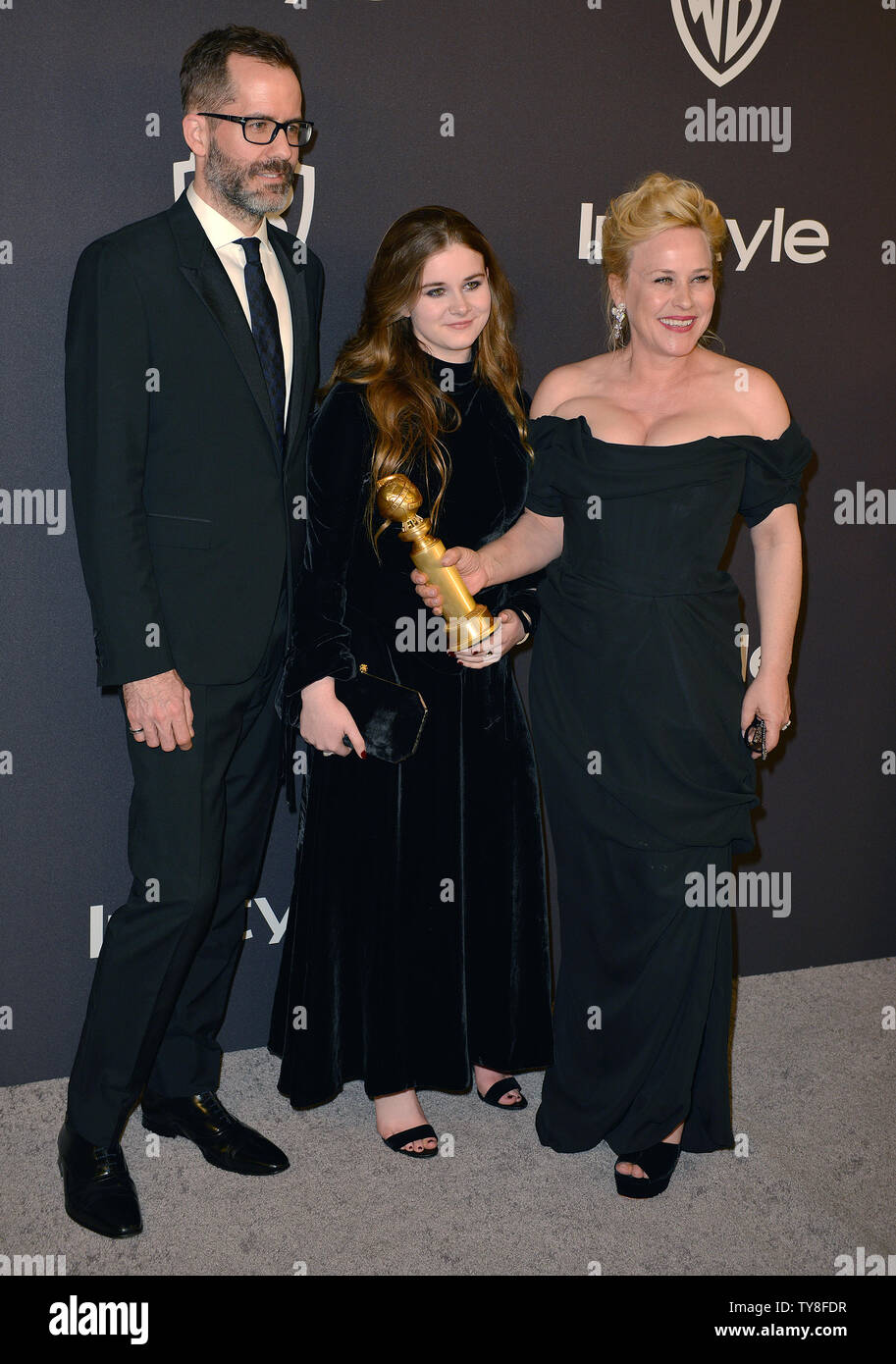(R-L) Patricia Arquette, sa fille Harlow Olivia Calliope Jane et Eric White assister à la 20e assemblée annuelle et Warner Brothers InStyle Golden Globes Après-party au Beverly Hilton à Beverly Hills, Californie le 6 janvier 2019. Photo par Christine Chew/UPI Banque D'Images