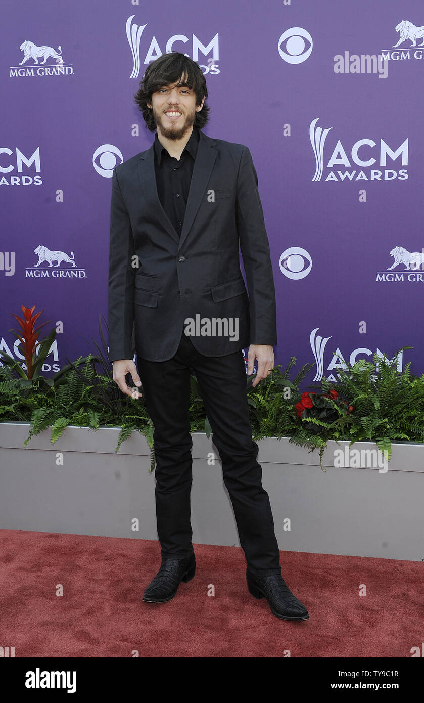 Musicien Chris Janson arrive à la 48e académie annuelle des Country Music Awards à l'hôtel MGM de Las Vegas, Nevada le 7 avril 2013. UPI/David Becker Banque D'Images