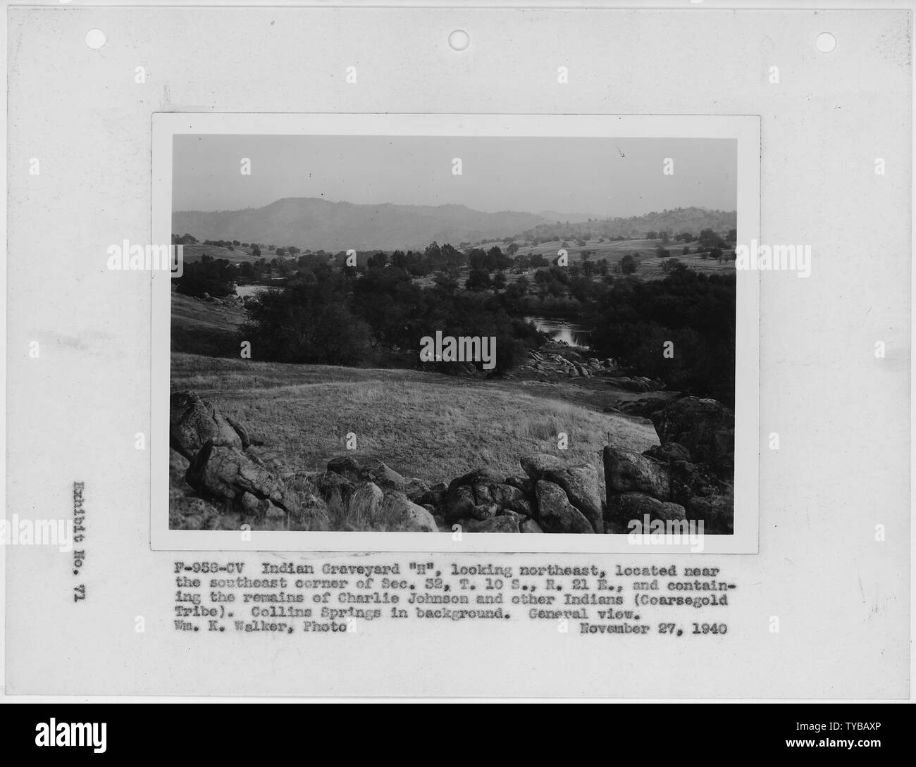 Photographie Cimetière indien 'H'...contenant les restes de Charlie Johnson et d'autres Indiens (tribu), à partir de Cochin Histoire rapport d'Indiens enfouis dans la zone du réservoir du barrage Friant [Californie] et leur élimination pour Reinternment, Avril 1940-octobre 1941. Banque D'Images