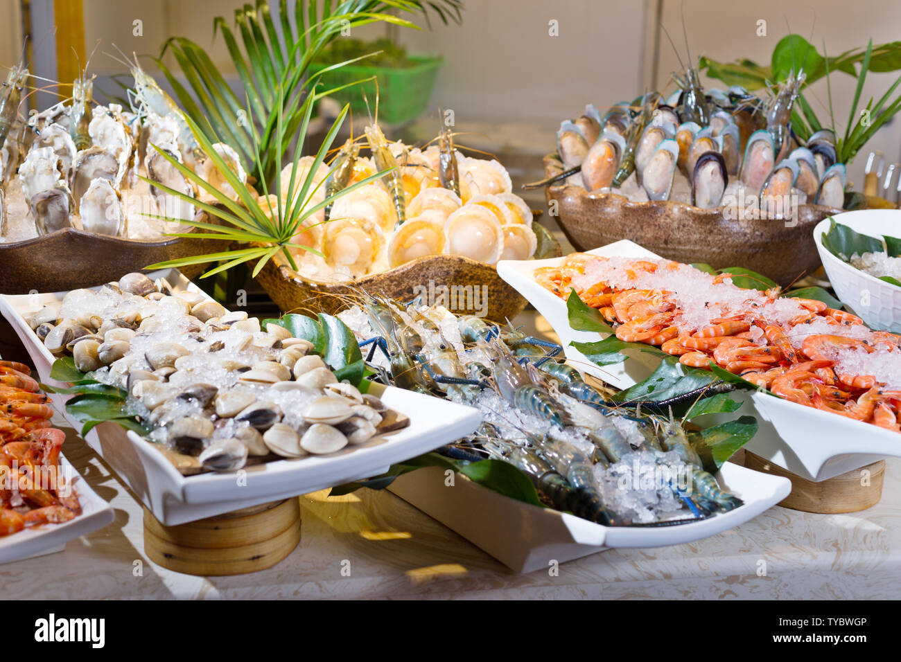 Photographie frais ood sur table dans le salon Banque D'Images