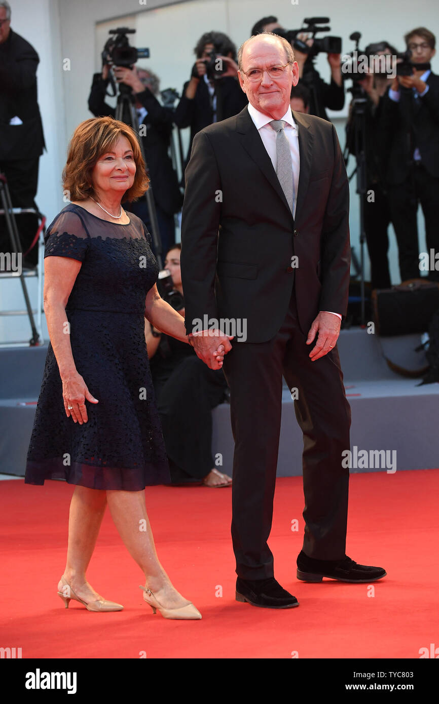 Directeur américain John Landis assiste à la 74e Festival du Film de Venise sur le Lido à Venise le 31 août 2017. Photo par Paul Treadway/UPI Banque D'Images