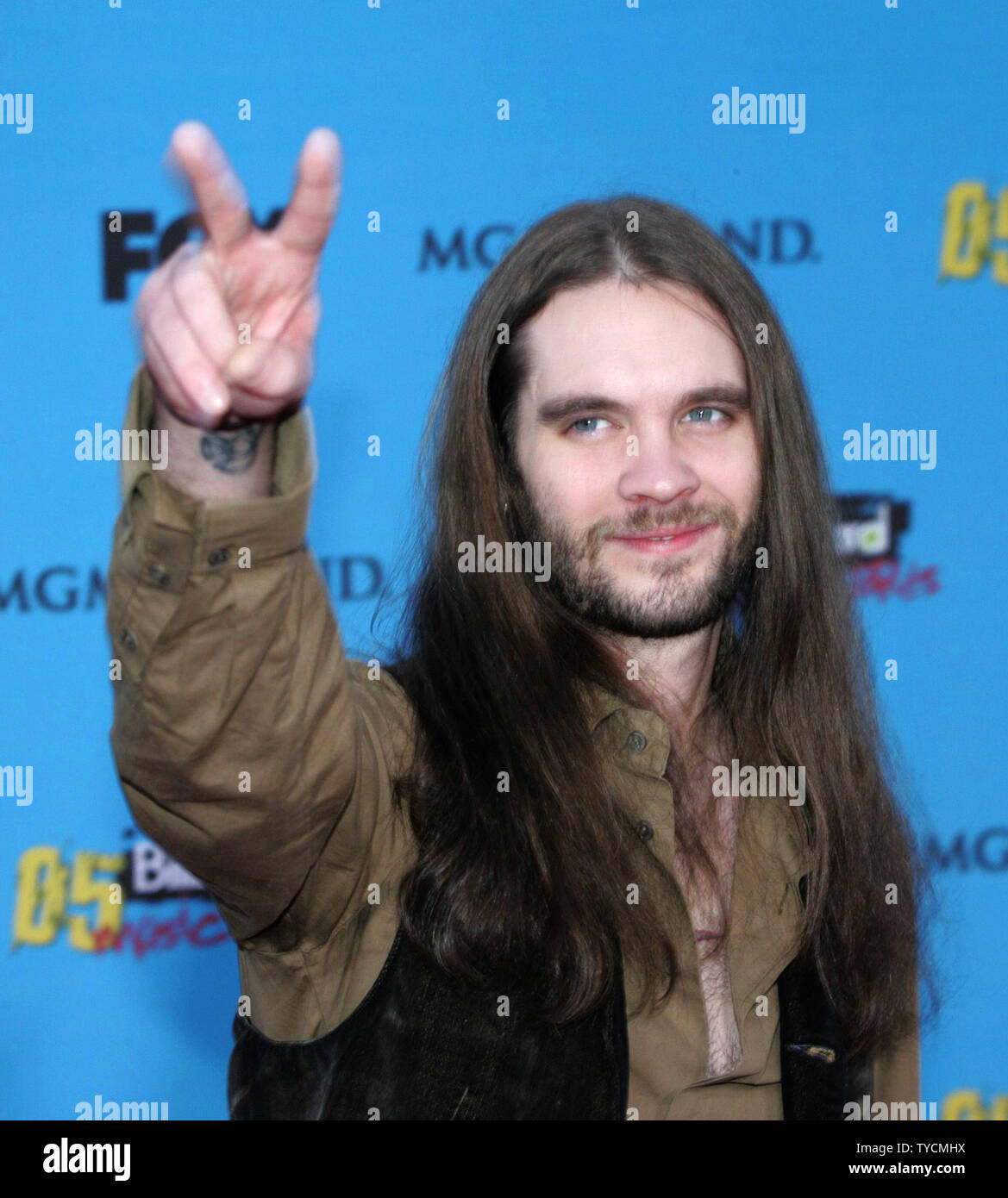 American Idol's Bo Brice arrive au Billboard Music Awards 2005, qui a eu lieu au MGM Grand de Las Vegas, NV, le 6 décembre 2005. (Photo d'UPI/Roger Williams) Banque D'Images