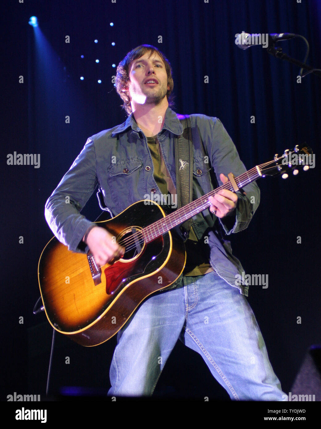 James Blunt se produit en concert au Seminole Hard Rock Hotel and Casino à Hollywood, en Floride le 10 mai 2006. (Photo d'UPI/Martin Fried) Banque D'Images