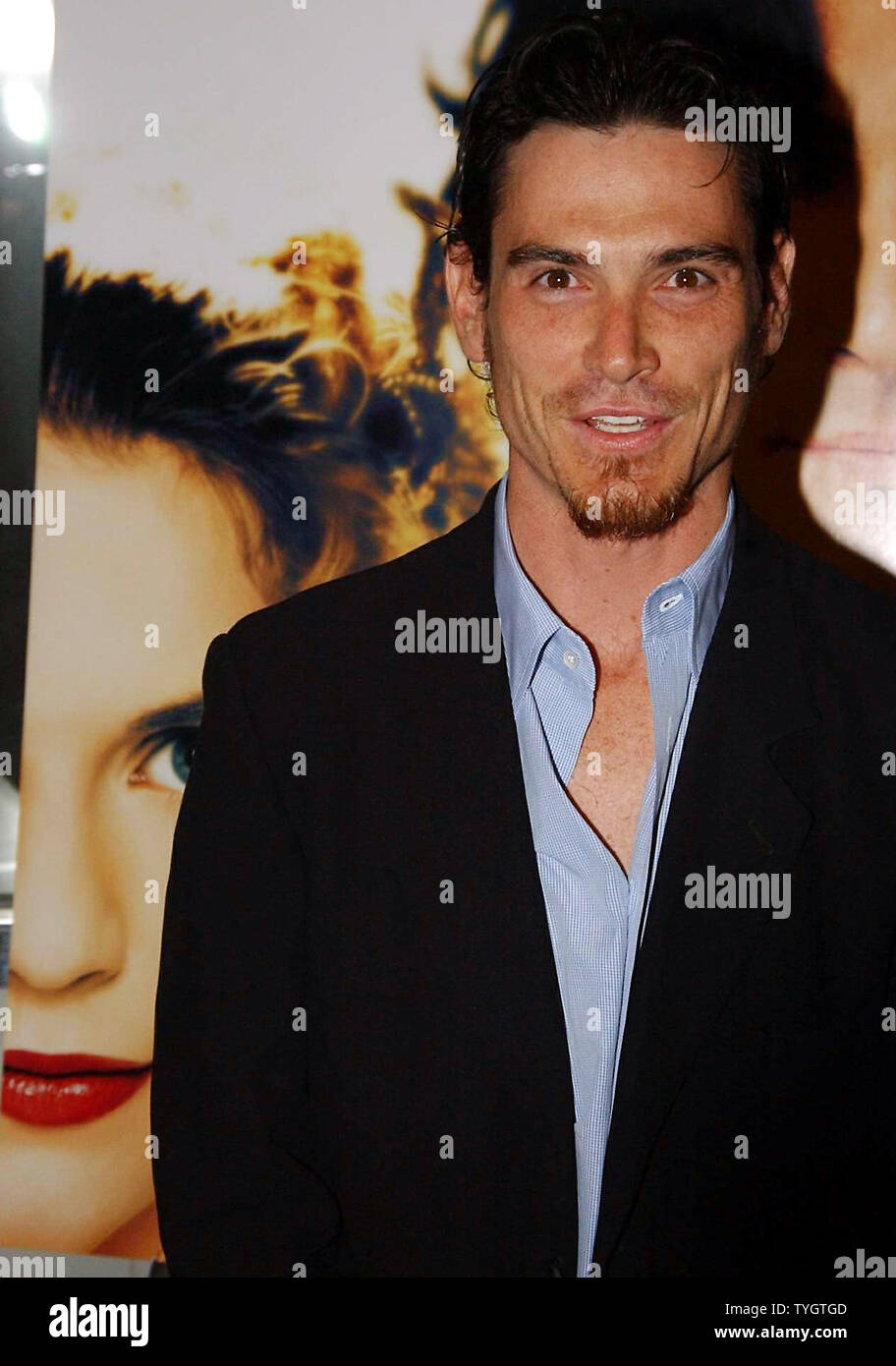 Acteur Billy Crudup assiste au 4 octobre 2004 New York première de son nouveau film 'STAGE' qui a également étoiles Claire Danes sa petite amie actuelle. (Photo d'UPI/Ezio Petersen) Banque D'Images