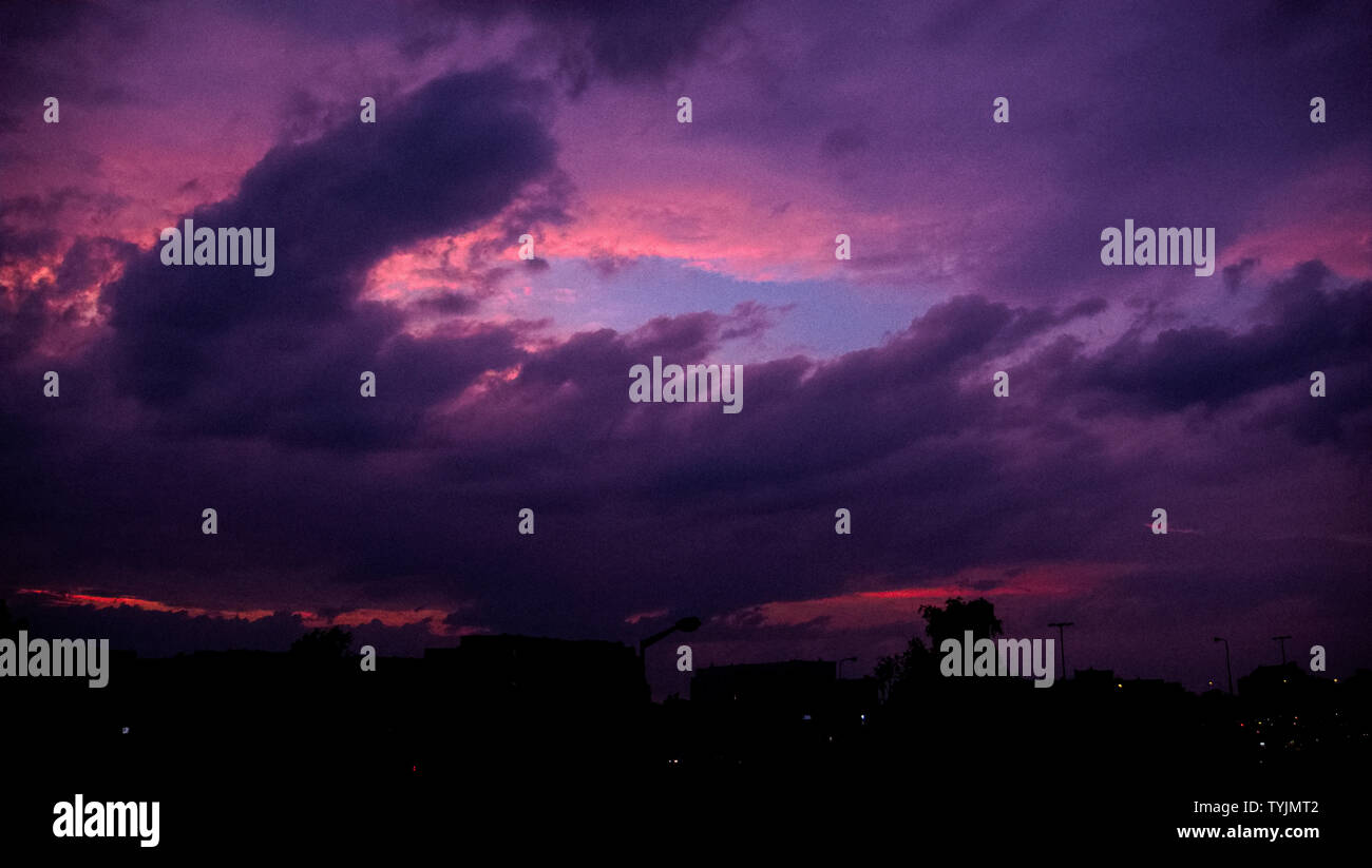 Nice, purple sunset Banque D'Images