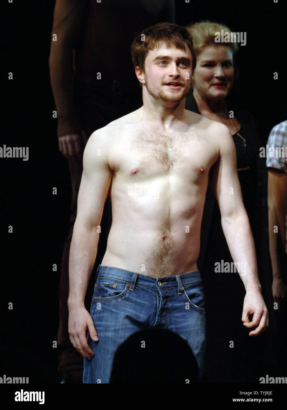 L'acteur Daniel Radcliffe, qui a réalisé la renommée dans les films de Harry Potter,fait ses débuts à Broadway dans la reprise de la production de Broadway de Peter Shaffer jouer Equus le 25 septembre 2008. (Photo d'UPI/Ezio Petersen) Banque D'Images