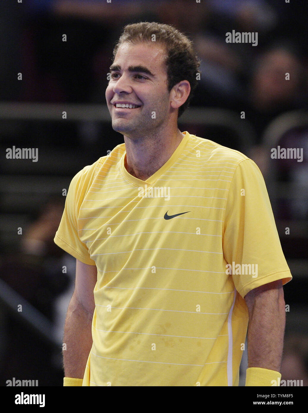 Pete Sampras Tennis Legend sourire après un point dans son match contre Andre Agassi à la BNP Paribas Showdown au Madison Square Garden de New York le 28 février 2011. Sampras Agassi battu 6-2, 6-4. UPI/John Angelillo Banque D'Images