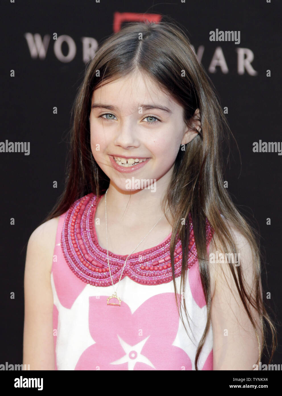 Sterling Jerins arrive sur le tapis rouge à la première de New York 'World War Z' à Times Square à New York le 17 juin 2013. UPI/John Angelillo Banque D'Images