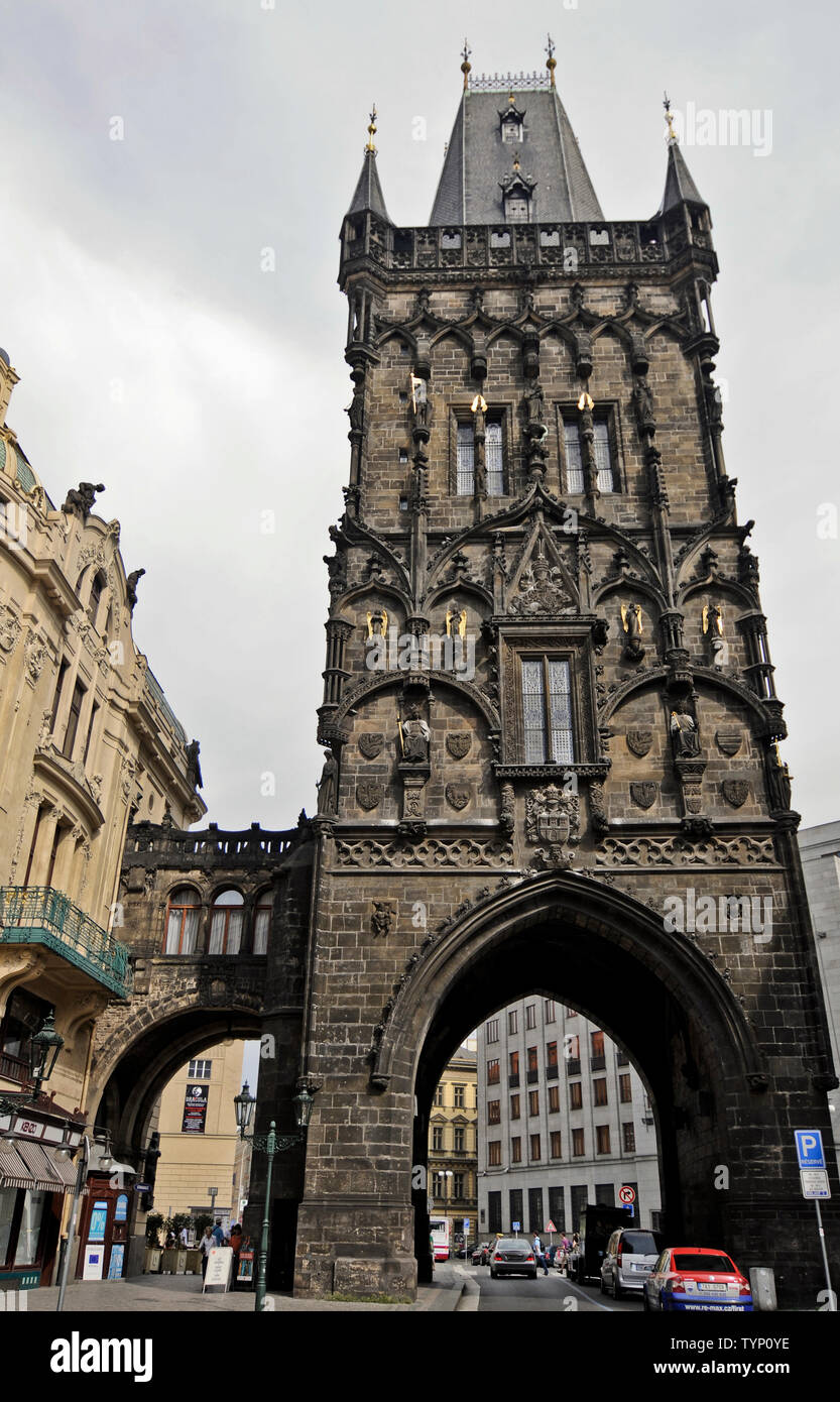 Tour Poudrière gothique, Prague, République Tchèque Banque D'Images