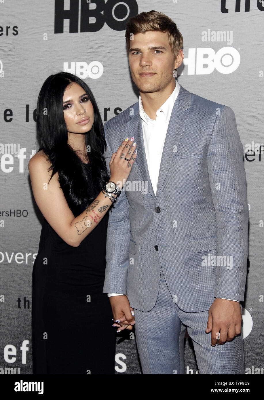 Chris Zylka arrive sur le tapis rouge à la première de HBO's 'The Leftovers' à NYU Skirball Center de New York le 23 juin 2014. UPI/John Angelillo Banque D'Images