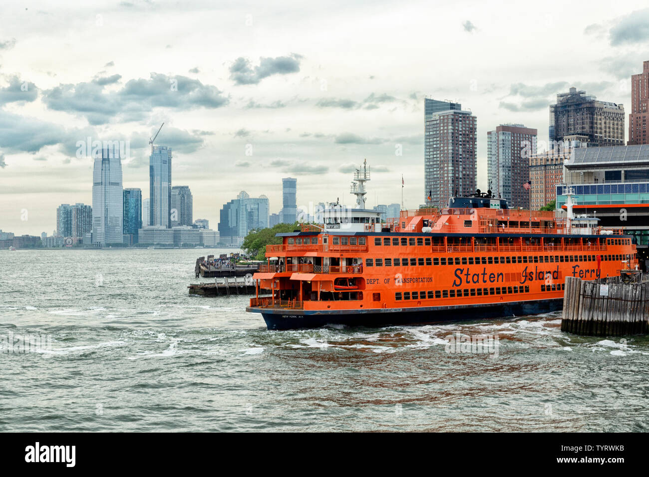 Le Staten Island Ferry est une route de traversier de passagers que transporte les voyageurs entre le port de New York, entre Manhattan et Staten Island Banque D'Images