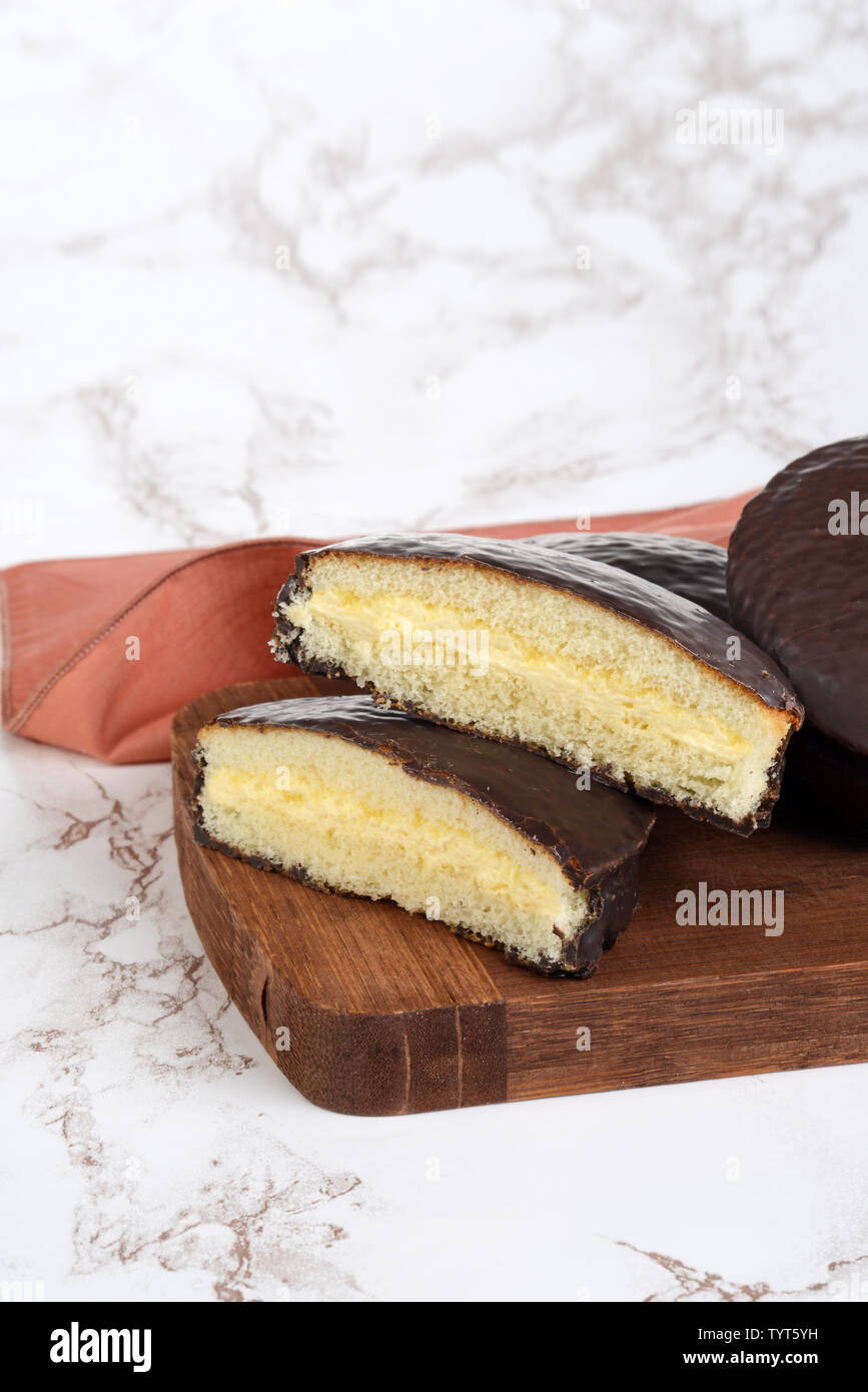 Chocolate Victoria Sandwich Banque D Image Et Photos Alamy