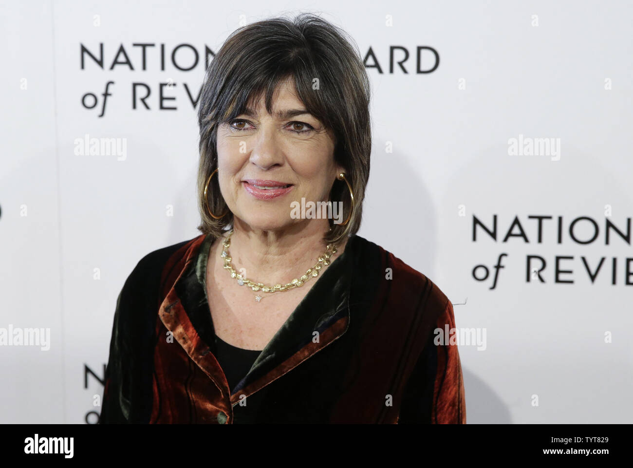 Christiane Amanpour arrive sur le tapis rouge à la National Board of Review Awards Gala annuel au Cipriani 42nd Street à New York City le 9 janvier 2018. Le National Board of Review's récompensent l'excellence dans le cinéma avec des catégories telles que Meilleur Film, Meilleur Réalisateur, Meilleur acteur et actrice, meilleur scénario adapté et original, des performances, et des débuts, ainsi que la signature rend hommage comme la liberté d'expression. Photo de John Angelillo/UPI Banque D'Images