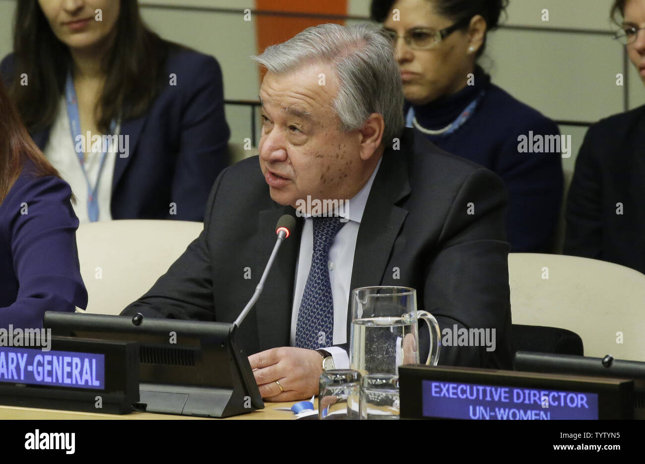 Secrétaire général de l'Organisation des Nations Unies, Antonio Guterres, prend la parole à l'Organisation des Nations Unies pour la célébration de la Journée internationale de la femme : 'Penser l'égalité, de construire, d'innover pour le changement intelligent' dans la salle du Conseil économique et social à l'édifice de l'ONU à New York le 8 mars 2019. Photo de John Angelillo/UPI Banque D'Images