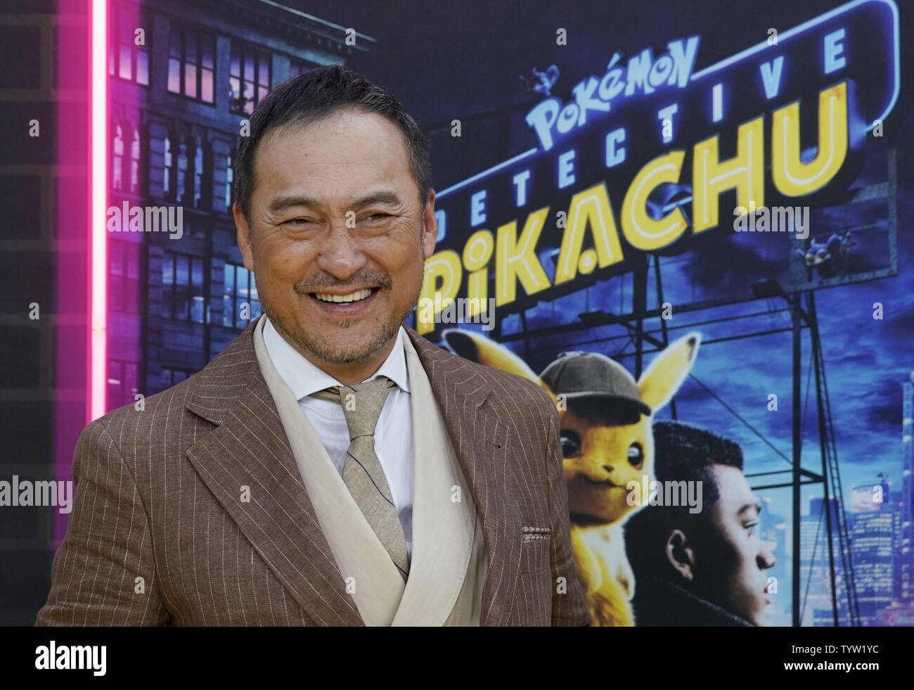 Ken Watanabe arrive sur le tapis rouge à la détective Pokemon Pikachu U.S. Premiere sur Times Square, sur Mai 02, 2019 à New York. Photo de John Angelillo/UPI Banque D'Images