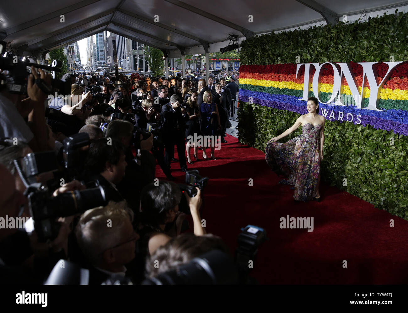 Marisa Tomei arrive sur le tapis rouge à la 73e Assemblée Annuelle des Tony Awards au Radio City Music Hall le 9 juin 2019 à New York. Photo de John Angelillo/UPI Banque D'Images