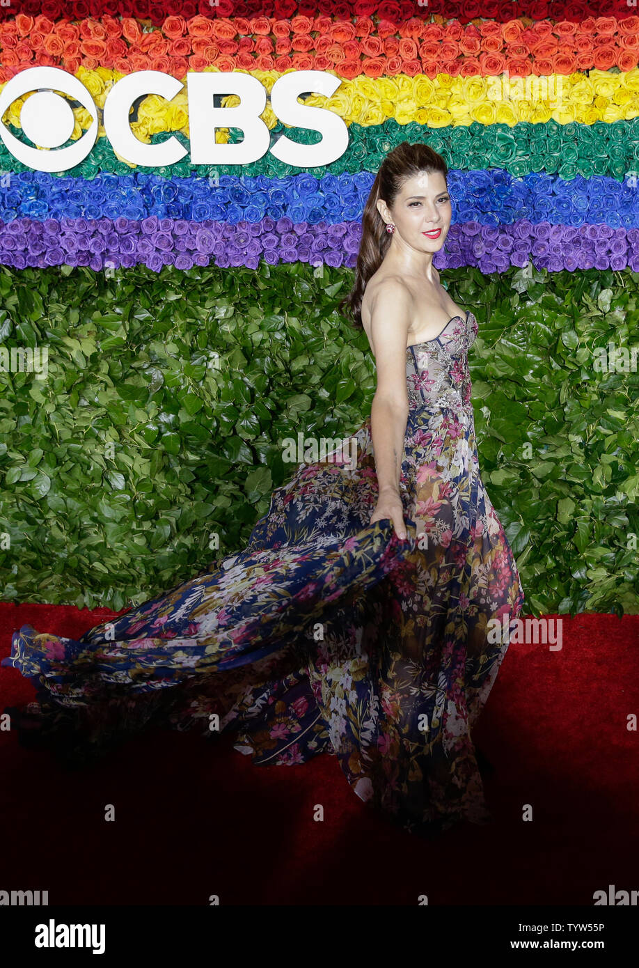 Marisa Tomei arrive sur le tapis rouge à la 73e Assemblée Annuelle des Tony Awards au Radio City Music Hall le 9 juin 2019 à New York. Photo de John Angelillo/UPI Banque D'Images