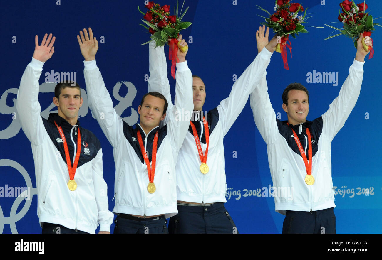 Photo Olympique Dédicacée Aaron Peirsol - 8x10 Avec Certificat D'authenticité - Signée