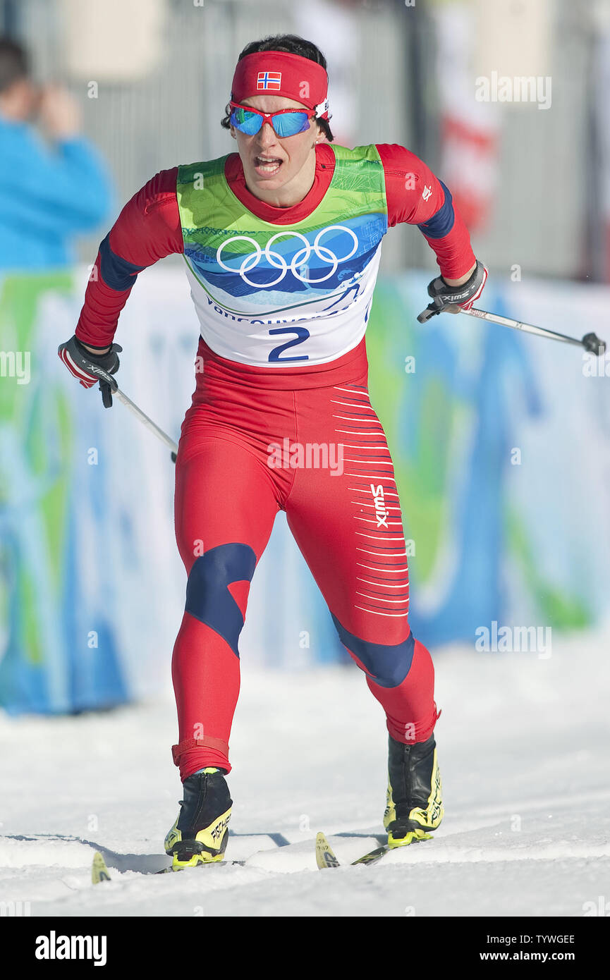 La Norvège est Marit Bjoergen courses pour la finale plaçant premier dans le cross-country sprint individuel dames Qualification classique au Parc olympique de Whistler durant les Jeux Olympiques d'hiver de 2010 à Vancouver, à Whistler (Colombie-Britannique), le 17 février 2010. UPI /Heinz Ruckemann Banque D'Images