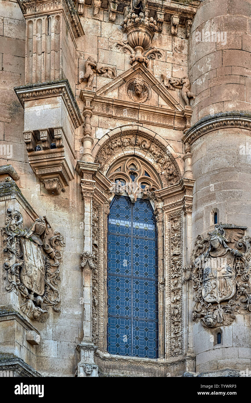 Le couvent de San Pablo vieux Alcázar de Alfonso X el Sabio, rend hommage à la tombe de l'infant Don Juan Manuel, ville de Peñafiel, Valladolid, Espagne Banque D'Images