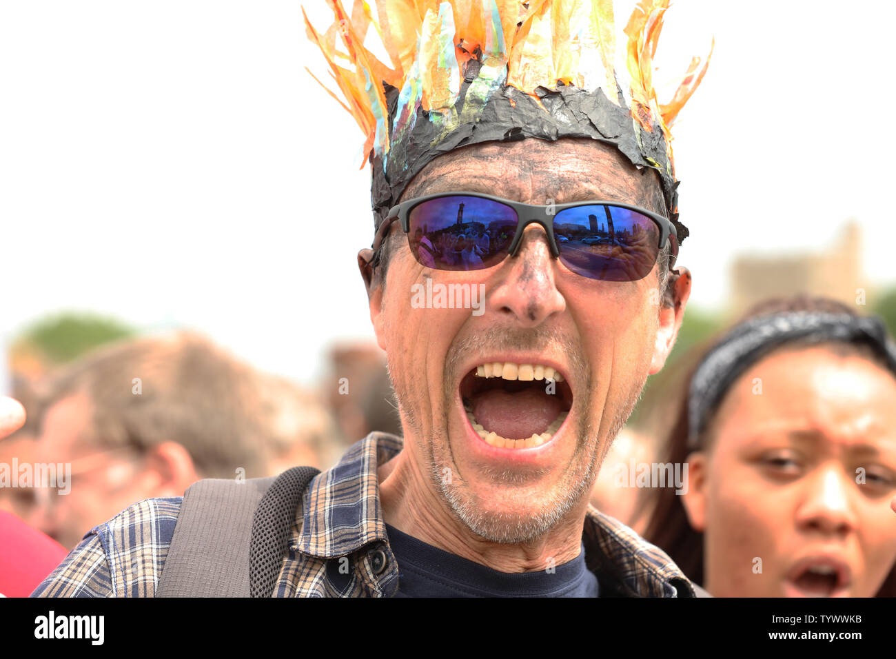 Londres, Royaume-Uni. 26 juin 2019. Une masse de MP's hall autour de la Maison du Parlement à Londres, organisé par la Coalition Climat et plus écologique, UK, appuyer sur pour plus urgent et audacieuses sur le changement climatique. Crédit : Joe Keurig / Alamy News Banque D'Images