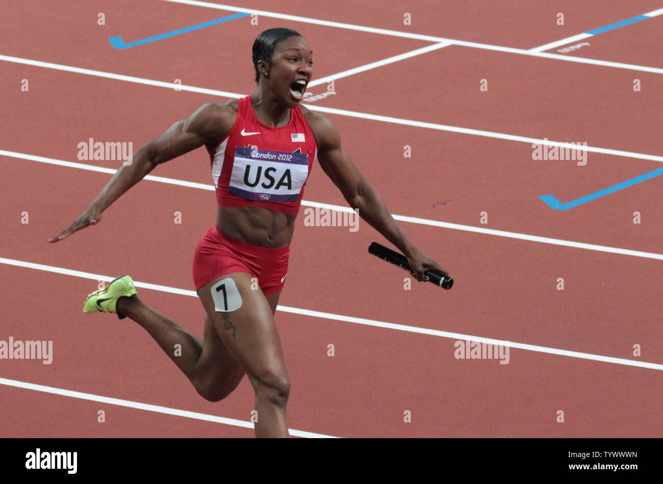 Carmelita jeter les jambes