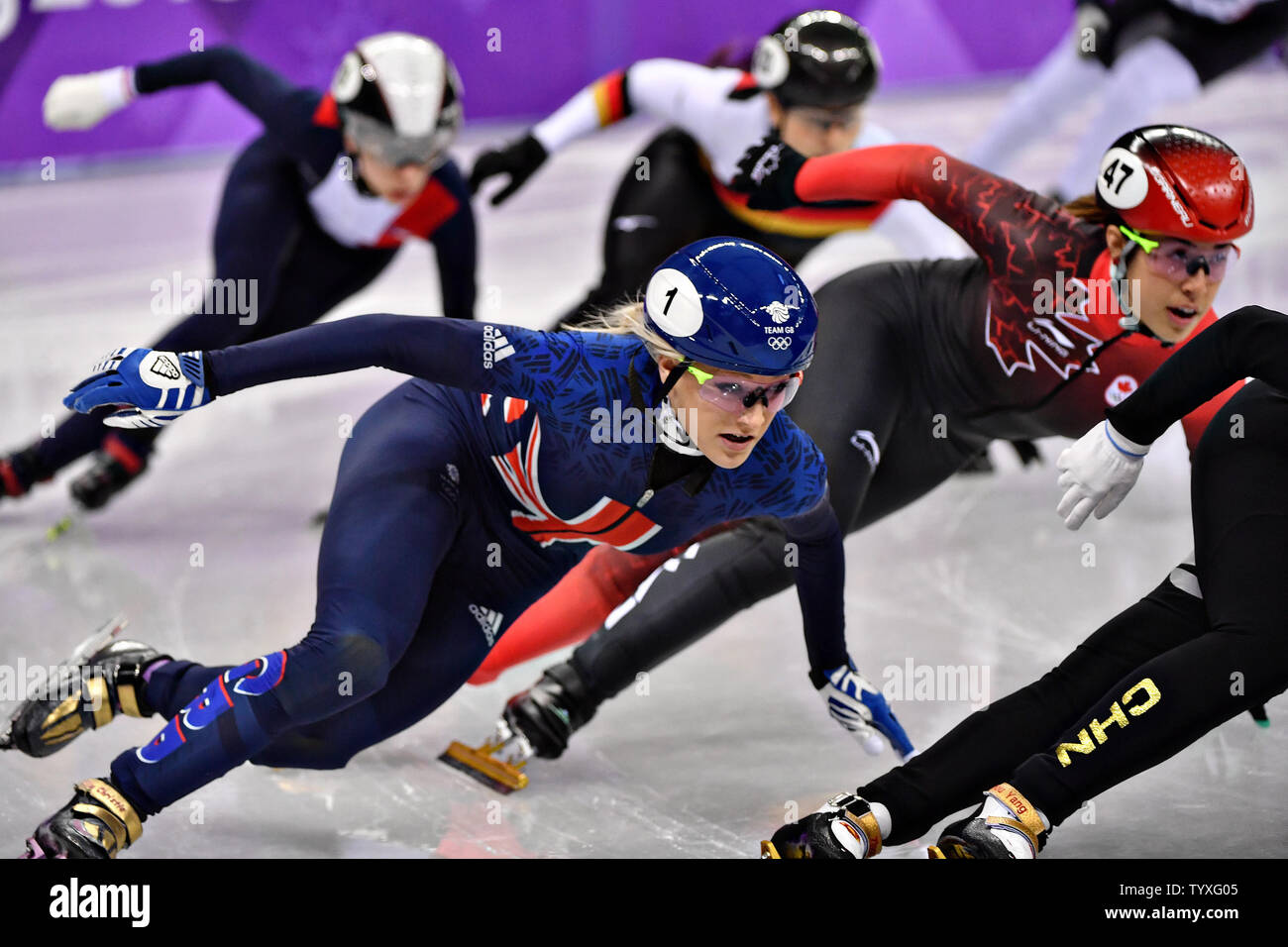 Elise Christie de Grande-bretagne en concurrence dans le cinquième feu de l Chers 1 500 m de patinage de vitesse courte piste au cours de la finale des Jeux Olympiques d'hiver de 2018 à Pyeongchang, à l'Ice Arena à Gangneung Gangneung, Corée du Sud, le 17 février 2018. Photo de Richard Ellis/UPI Banque D'Images
