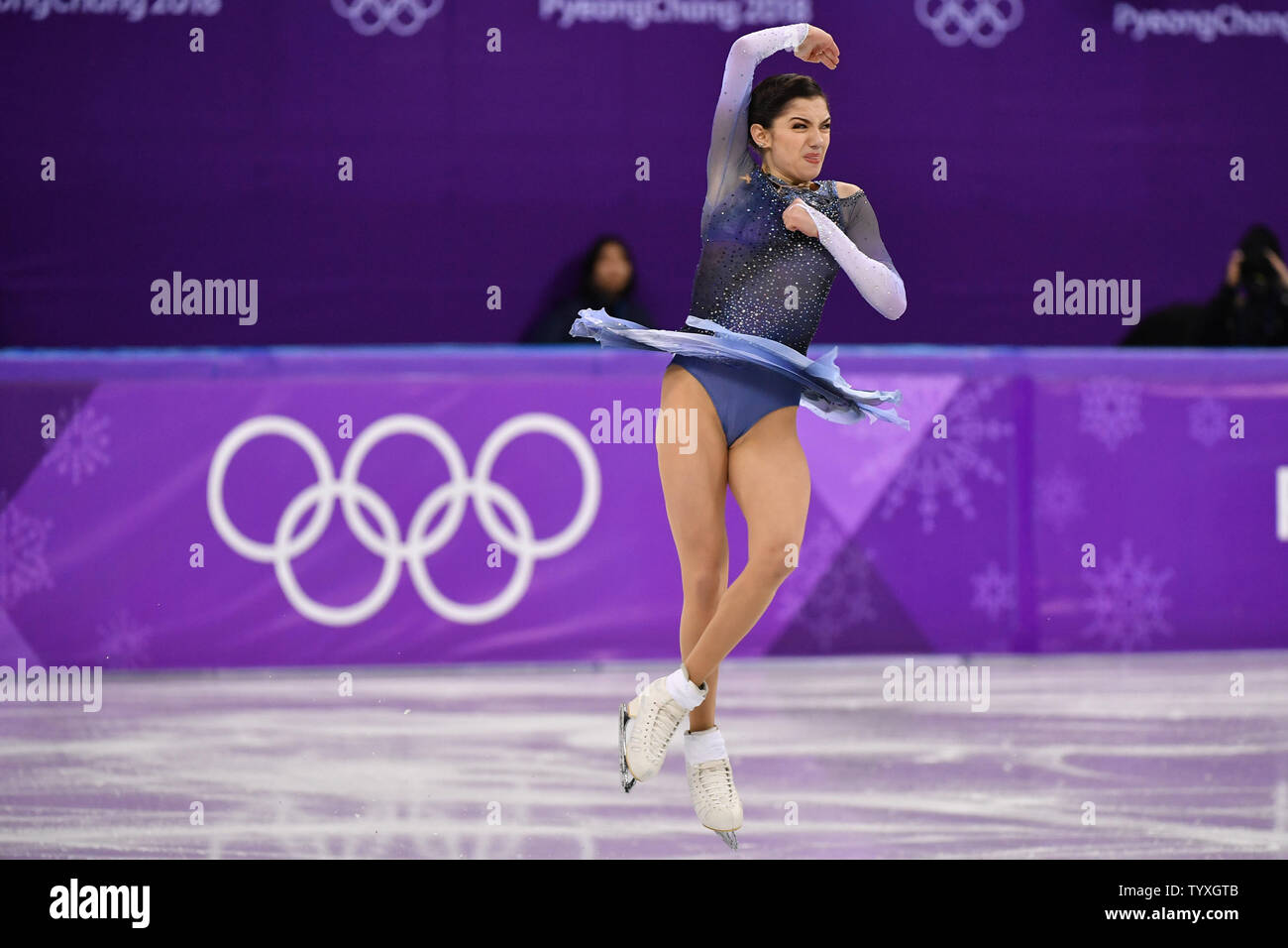 Evgenia Medvedeva de Russie participe à l'Unique Dames Programme court de patinage pendant les Jeux Olympiques d'hiver de Pyeongchang 2018, à l'Ice Arena à Gangneung Gangneung, Corée du Sud, le 21 février 2018. Photo de Richard Ellis/UPI Banque D'Images