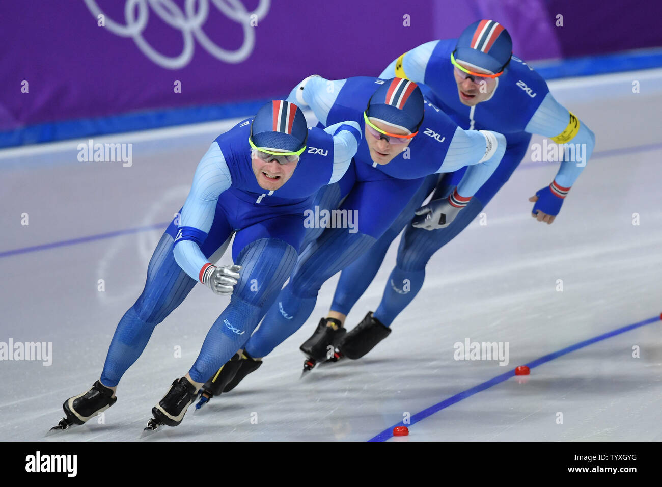 La Norvège participe à l'équipe de patinage de vitesse Hommes Poursuite par équipe lors de la finale des Jeux Olympiques d'hiver de 2018 à Pyeongchang, à l'ovale à Gangneung Gangneung, Corée du Sud, le 21 février 2018. Pays-bas a remporté la médaille d'or dans l'événement. Photo de Richard Ellis/UPI Banque D'Images