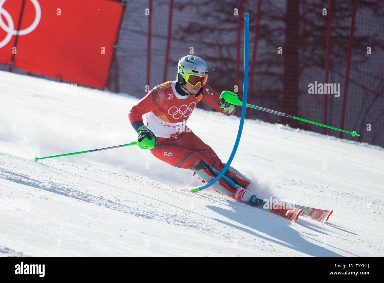 Henrik Kristoffersen de la Norvège participe à l'exécution de l'une à centre alpin de Yongpyong à Pyeongchang, Corée du Sud, le 22 février 2018. Photo de Matthew Healey/UPI Banque D'Images