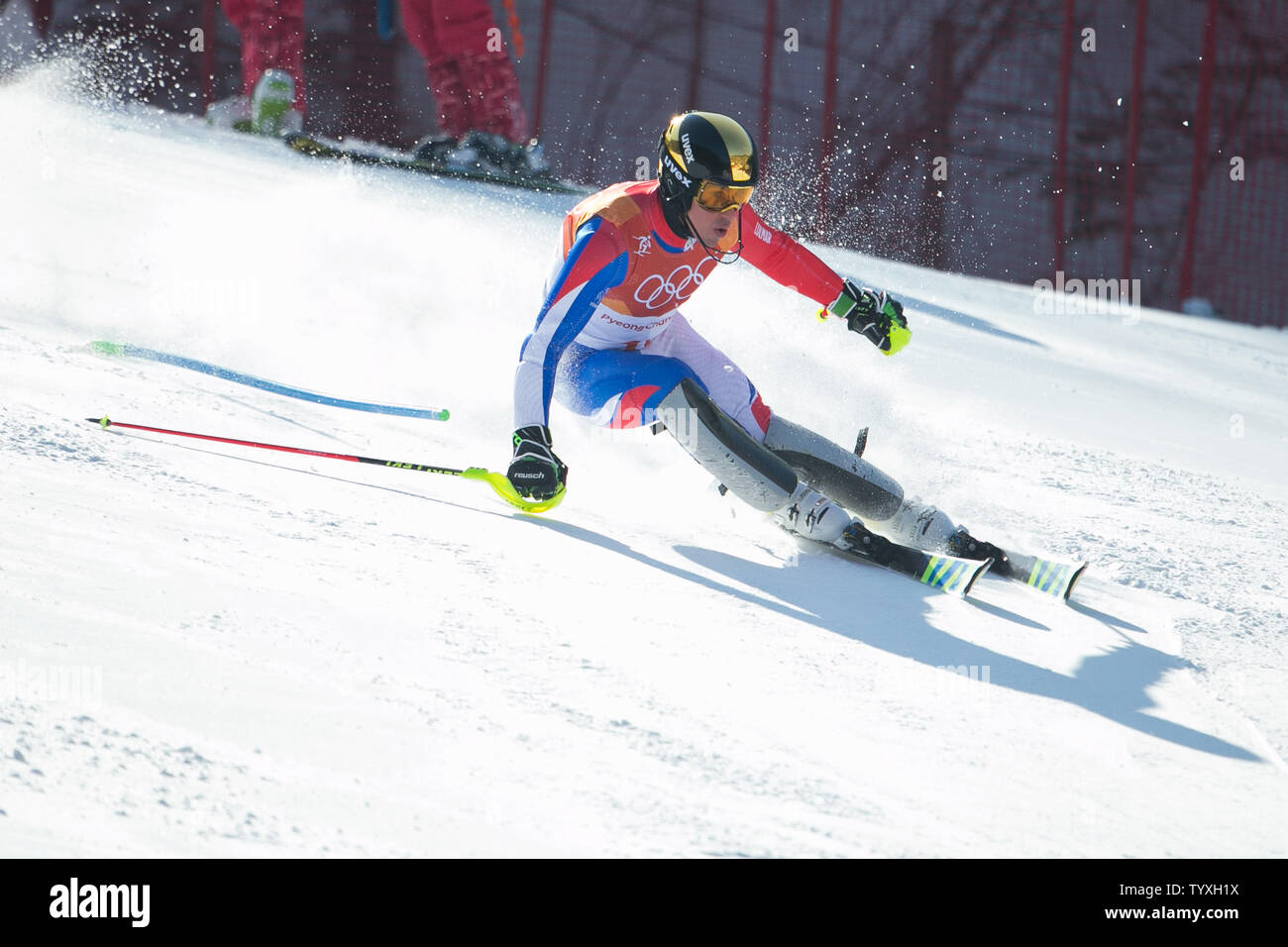 Victor Muffat-Jeandet de France participe à l'exécution de l'une à centre alpin de Yongpyong à Pyeongchang, Corée du Sud, le 22 février 2018. Photo de Matthew Healey/UPI Banque D'Images