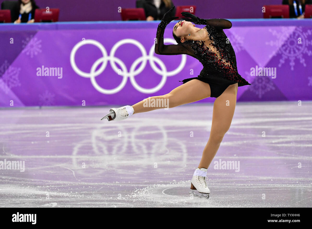 Karen Chen de l'United States en concurrence dans les dames Figure Skating patinage libre finale au Jeux Olympiques d'hiver de Pyeongchang 2018, dans la patinoire à Gangneung Gangneung, Corée du Sud, le 23 février 2018. Photo de Richard Ellis/UPI Banque D'Images