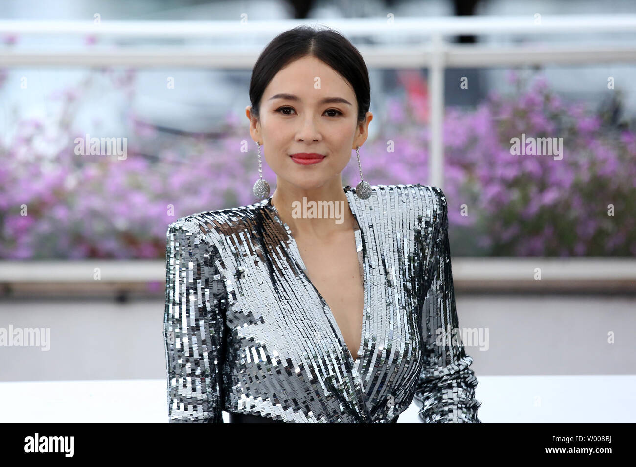 Zhang Ziyi arrive à un photocall pour le film 'Rendez vous avec Zhang Ziyi' au cours de la 20e Congrès International du Film de Cannes à Cannes, France, le 21 mai 2019. Photo de David Silpa/UPI Banque D'Images