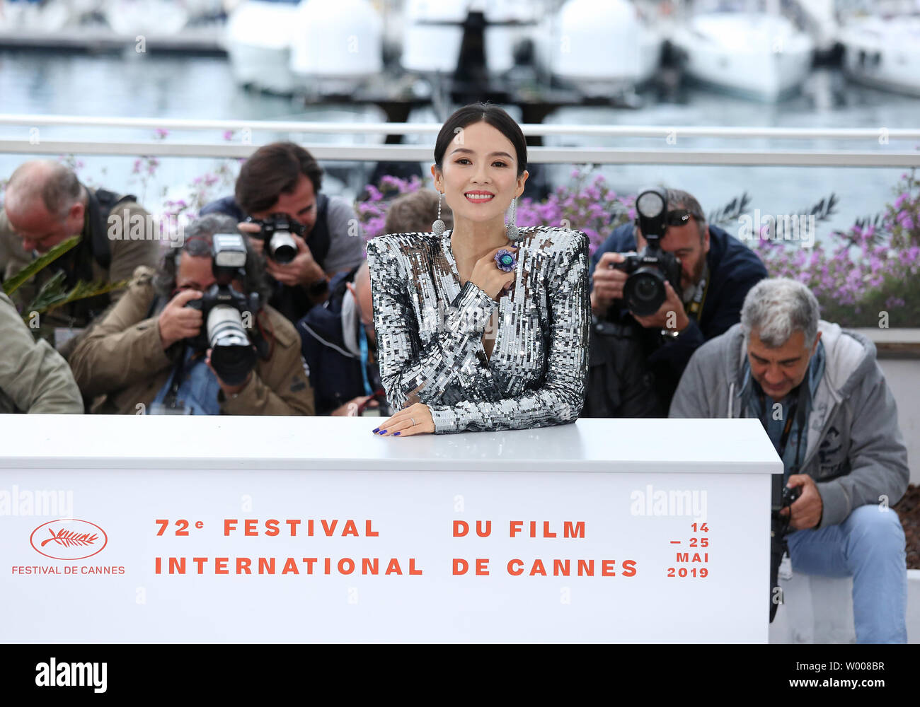 Zhang Ziyi arrive à un photocall pour le film 'Rendez vous avec Zhang Ziyi' au cours de la 20e Congrès International du Film de Cannes à Cannes, France, le 21 mai 2019. Photo de David Silpa/UPI Banque D'Images