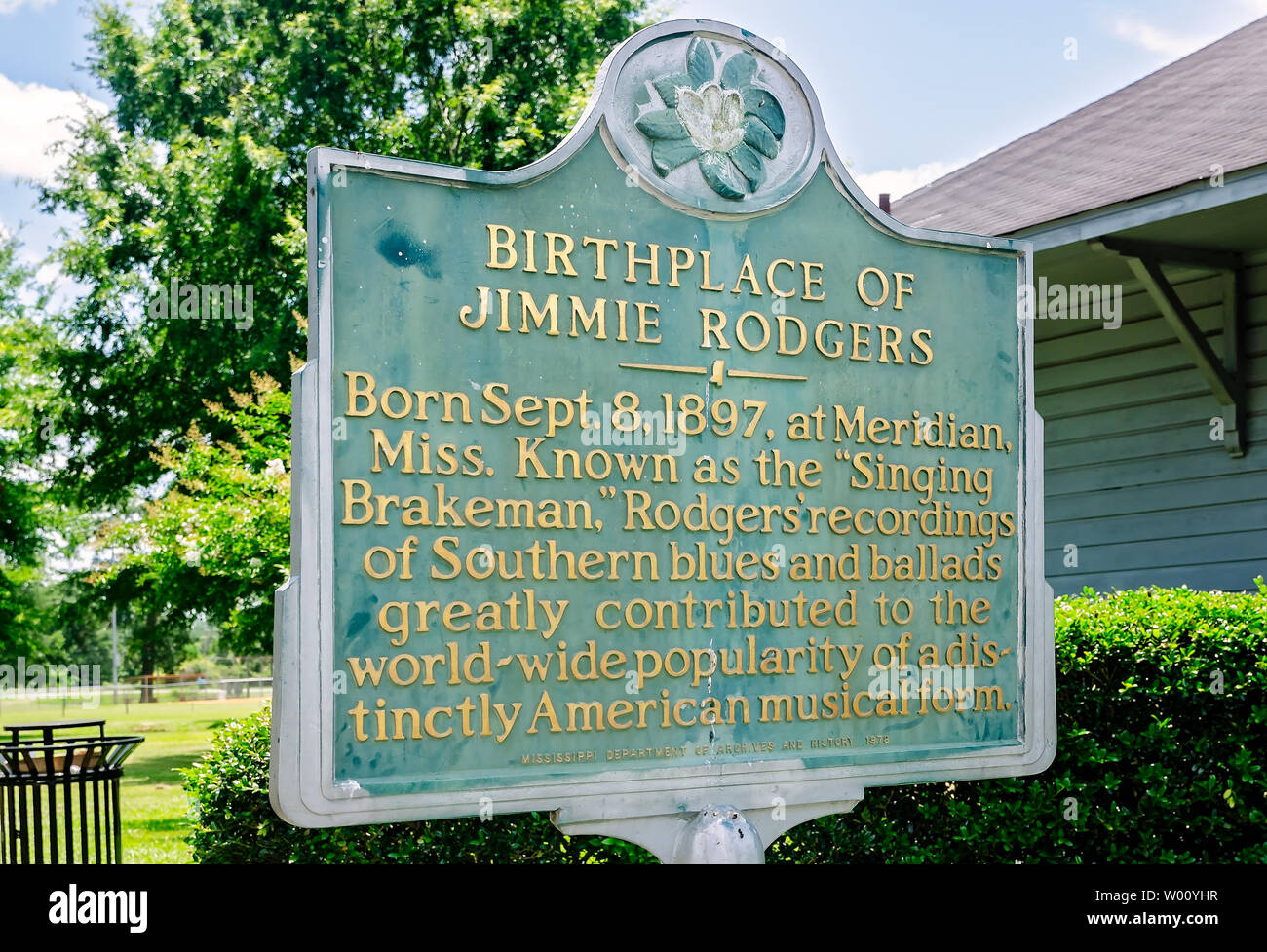 Un marqueur historique marque la naissance du musicien de blues Jimmie Rodgers, le 22 juin 2019, à Meridian, Mississippi. Banque D'Images