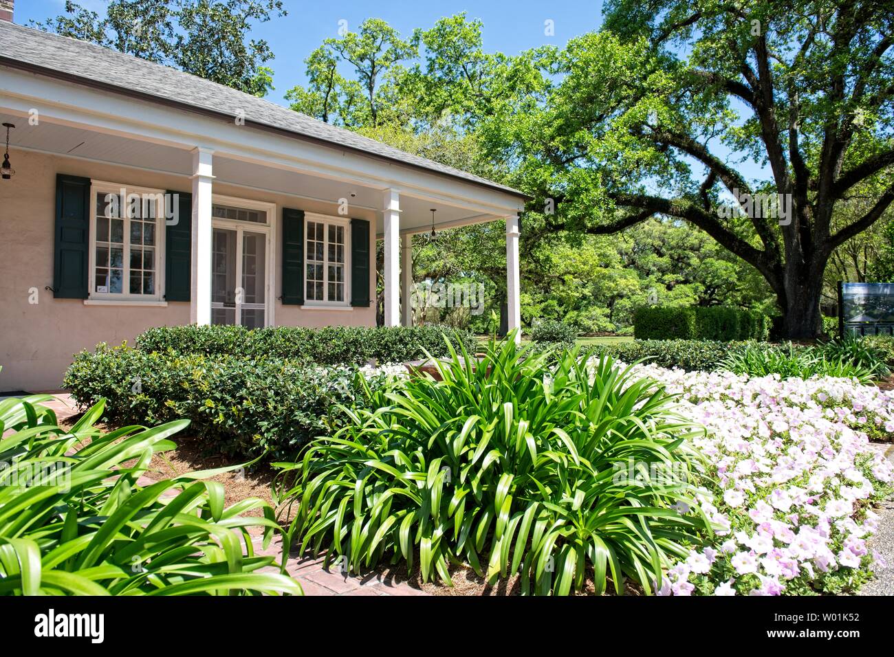 Centre d'accueil à Oak Alley Plantation un site historique d'une ancienne plantation de canne à sucre Banque D'Images