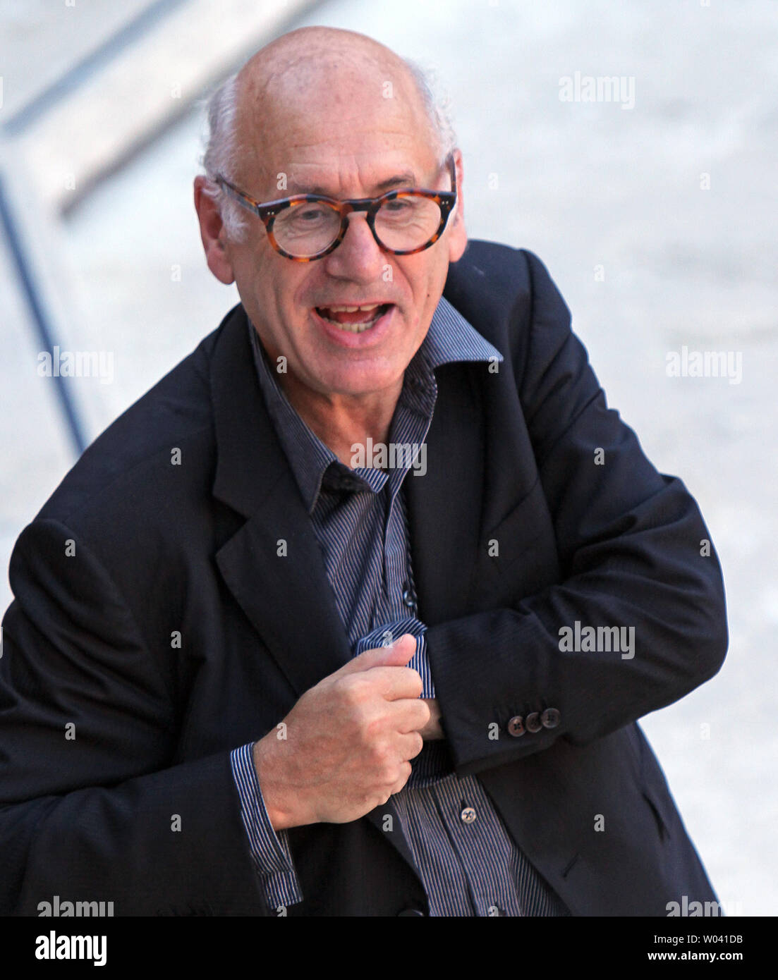 Michael Nyman arrive sur le tapis rouge lors de la 6ème Festival International du Film de Rome à Rome le 29 octobre 2011. UPI/David Silpa Banque D'Images