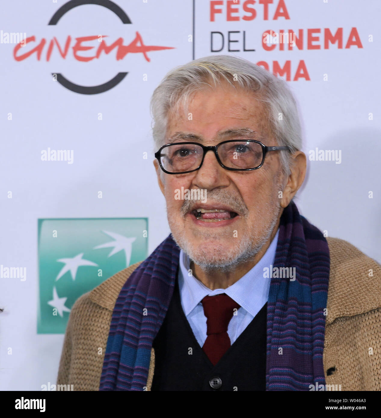 Ettore Scola arrive à une photo pour le film 'appel e Ridendo Scherzando' au cours de la 10e Festival International du Film de Rome à Rome le 18 octobre 2015. UPI/David Silpa Banque D'Images
