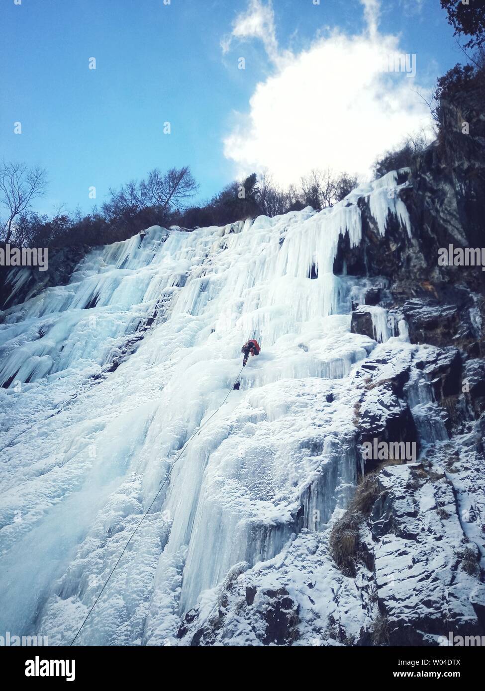 Quatre filles Shuangqiaogou de montagne Cascade de glace Banque D'Images