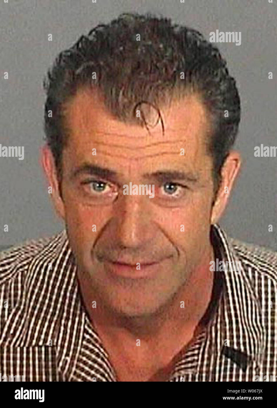 Le shérif du comté de Los Angeles, le Ministère a publié la photo de réservation pour l'acteur Mel Gibson, qui a été arrêté pour suspicion de conduite sous influence le 28 juillet 2006 à Malibu, Californie. (Photo d'UPI/Los Angeles County Sheriffs Dept.) Banque D'Images