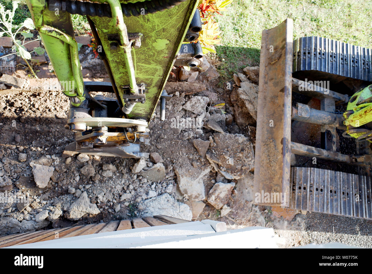 Au travail acharné de l'excavateur Banque D'Images