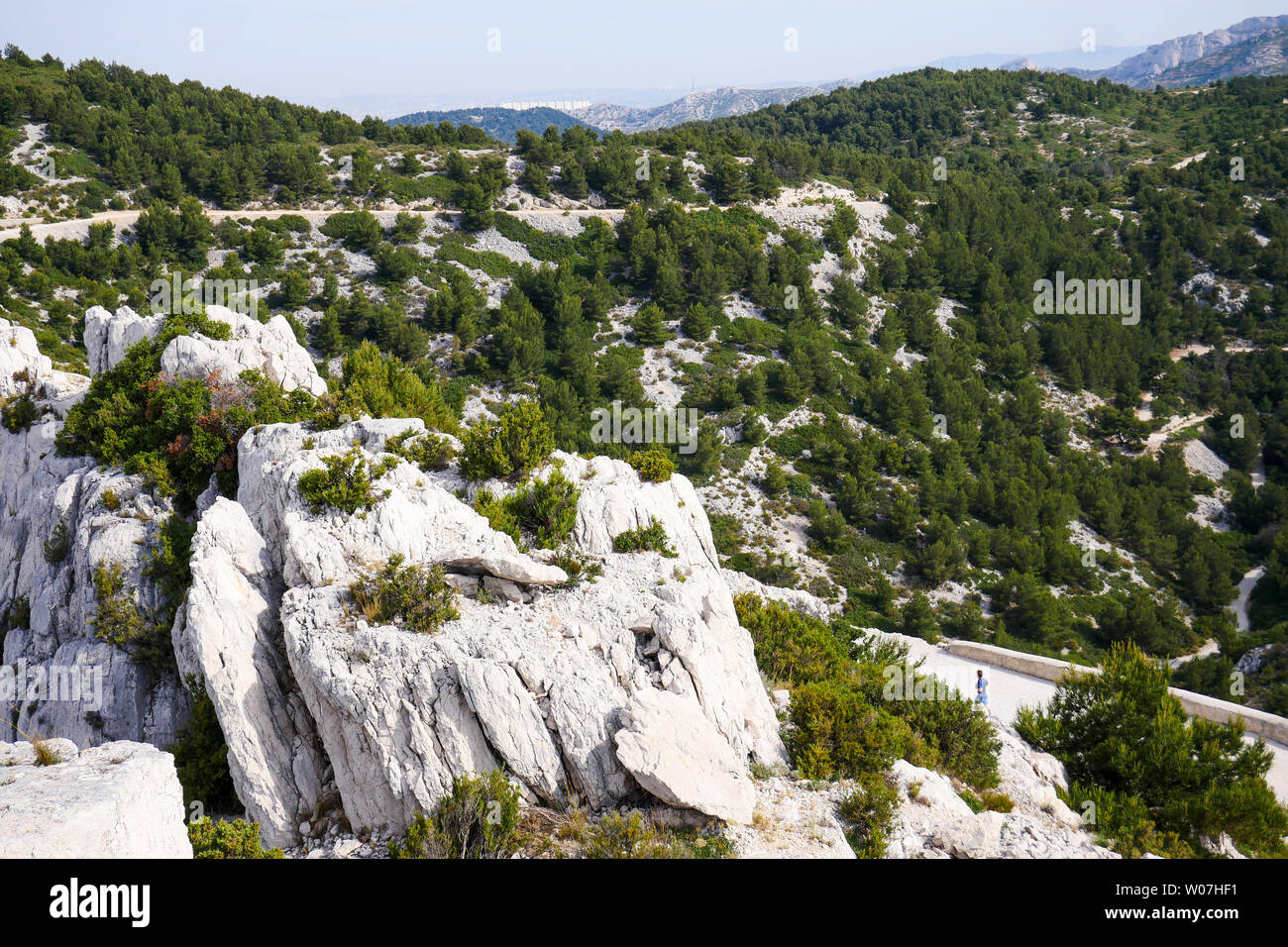 Vue de l'arrière-pays de la vue panoramique de beledere, Sugiton calanque, Marseille Luminy, Bouches-du-Rhône, France Banque D'Images