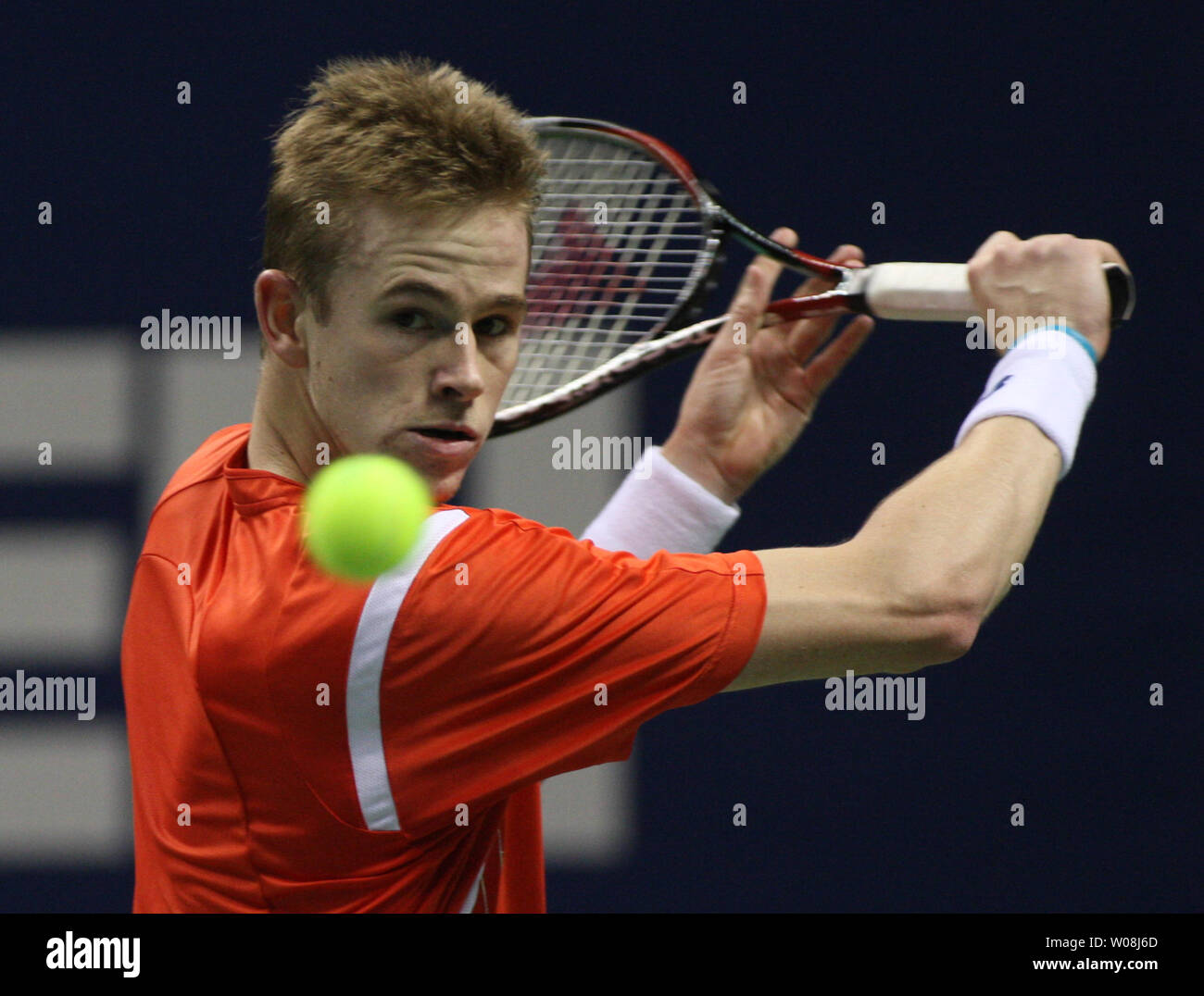 Kristof Vliegen Belgique renvoie une salve de Bobby Reynolds, de l'USA à la SAP Open de San Jose, Californie le 20 février 2008. Reynolds a remporté le match 6-2, 6-3. (Photo d'UPI/Terry Schmitt) Banque D'Images