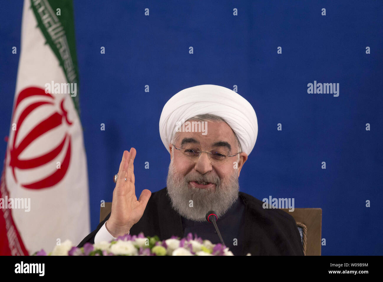 Le Président Hassan Rohani d'Iran prononce un discours lors de sa première conférence de presse après sa victoire à l'élection présidentielle de vendredi à Téhéran, Iran, le 22 mai 2017. Rouhani a gagné avec 57 % des voix. Photo par Maryam Rahmanian/UPI Banque D'Images