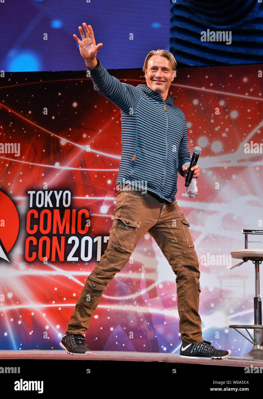 L'acteur Mads Mikkelsen assiste à la Comic Con 2017 de Tokyo dans la préfecture de Chiba, au Japon, le 2 décembre 2017. Photo par keizo Mori/UPI Banque D'Images